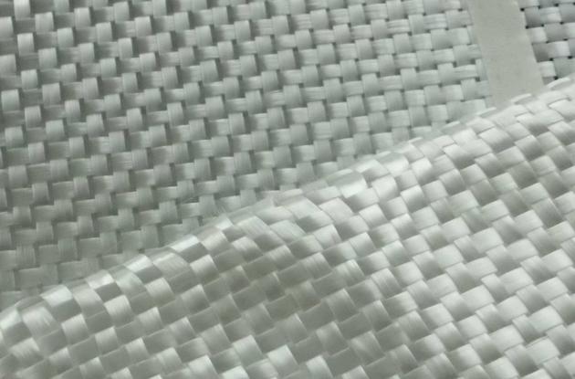 Какво е пластмаса, подсилена с фибростъкло?